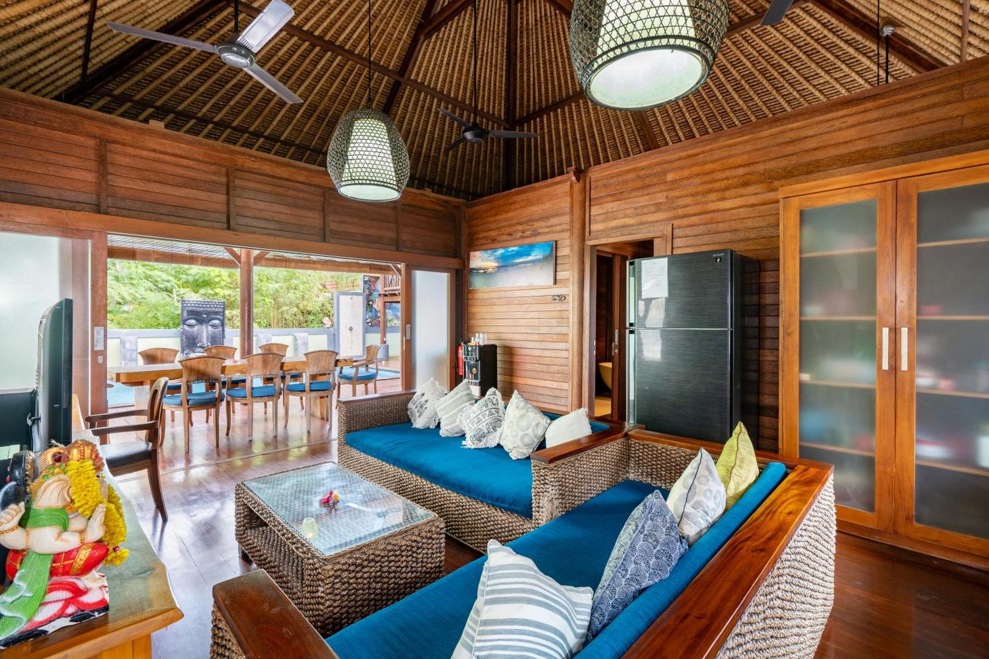 Gecko Villa & Bungalows นูซาเลมโบงัน ภายนอก รูปภาพ