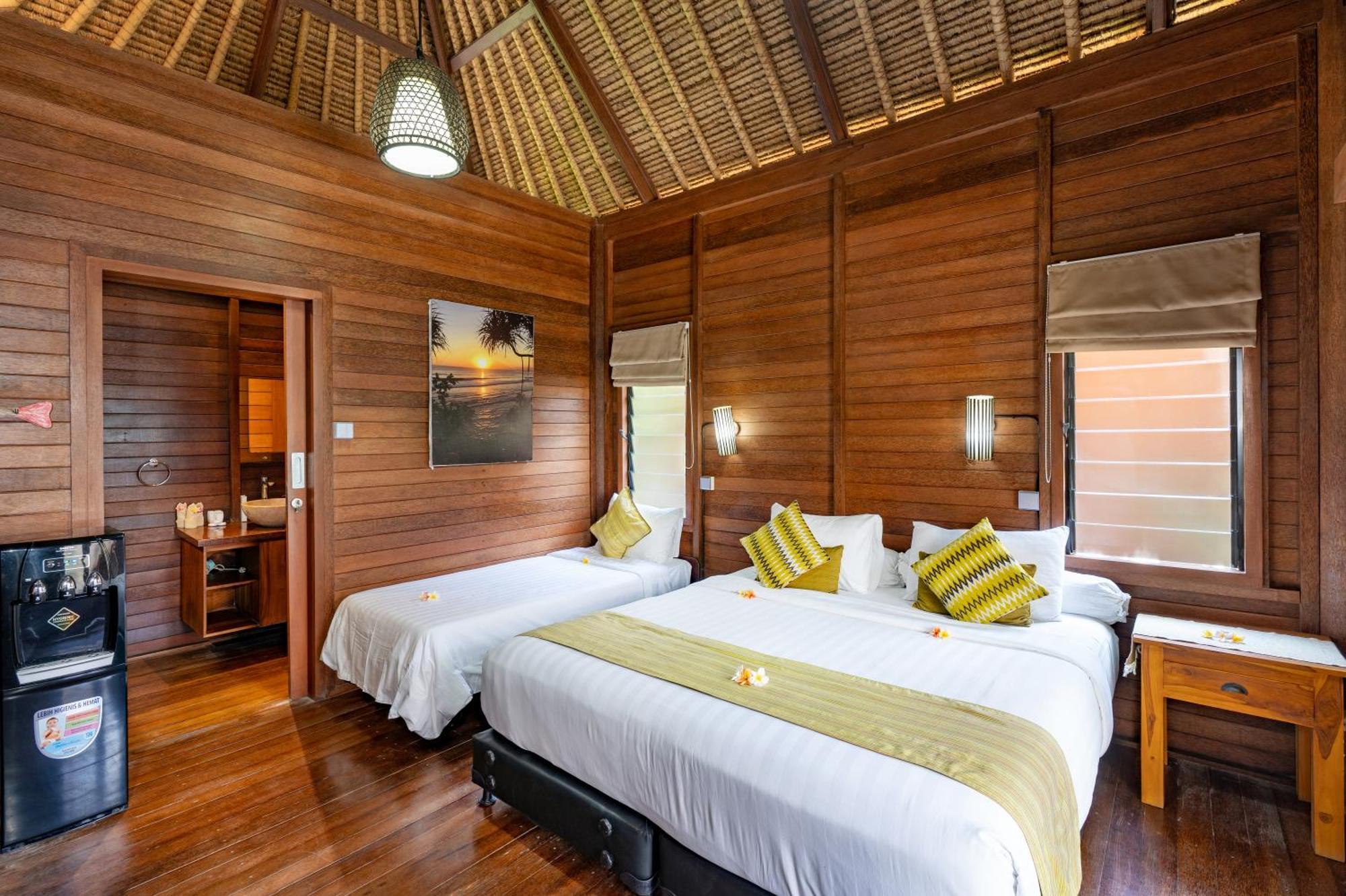 Gecko Villa & Bungalows นูซาเลมโบงัน ภายนอก รูปภาพ