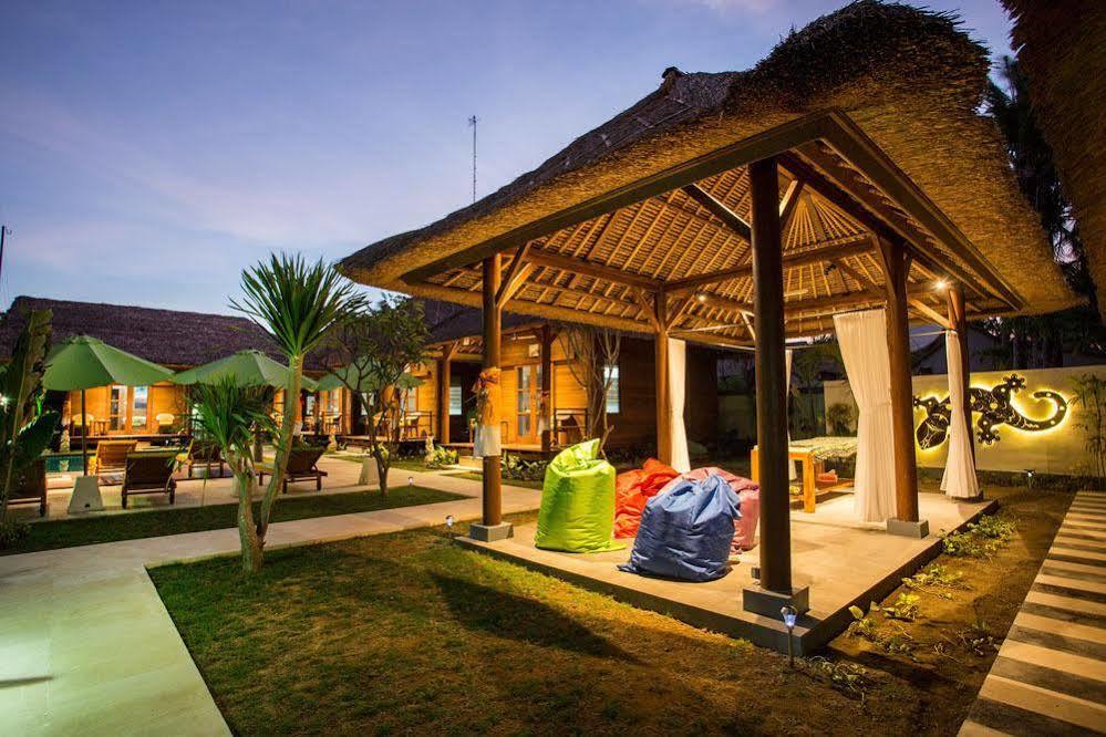 Gecko Villa & Bungalows นูซาเลมโบงัน ภายนอก รูปภาพ